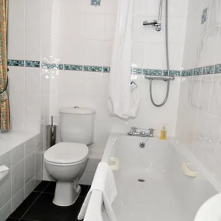 Πανδοχείο Brook House 4*