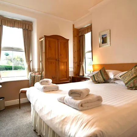 Brook House Πανδοχείο 4*